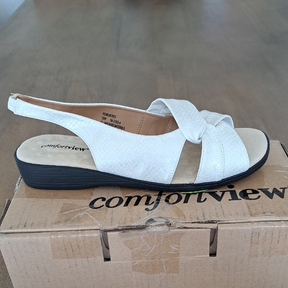 Comfortview The Pearl Sandal - Color: White - Size: 10 W - Picture 1 of 9
